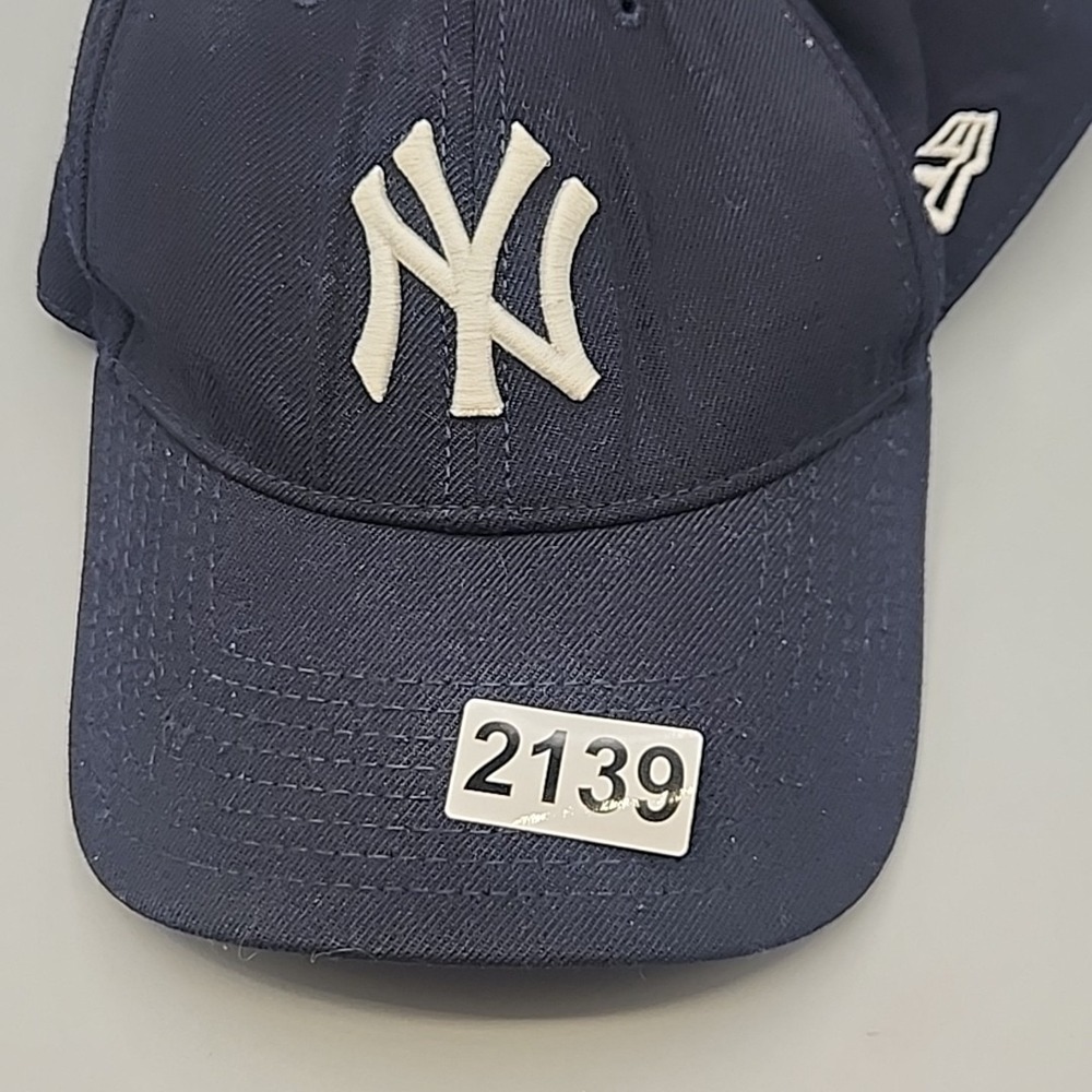 New Era New York Yankees MLB Baseball Cap Navy Blue Adjustable Size Medium Large - Picture 7 of 7